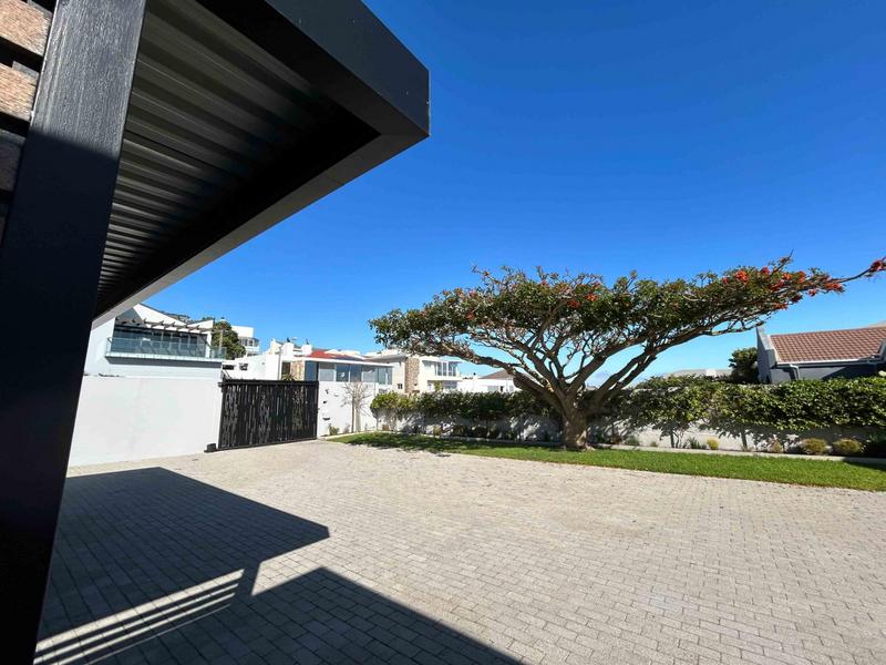 To Let 1 Bedroom Property for Rent in Bloubergstrand Western Cape